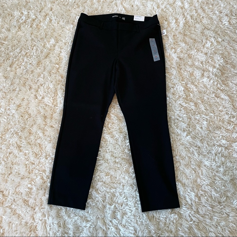 NWT Old Navy High Rise Pixie Pants